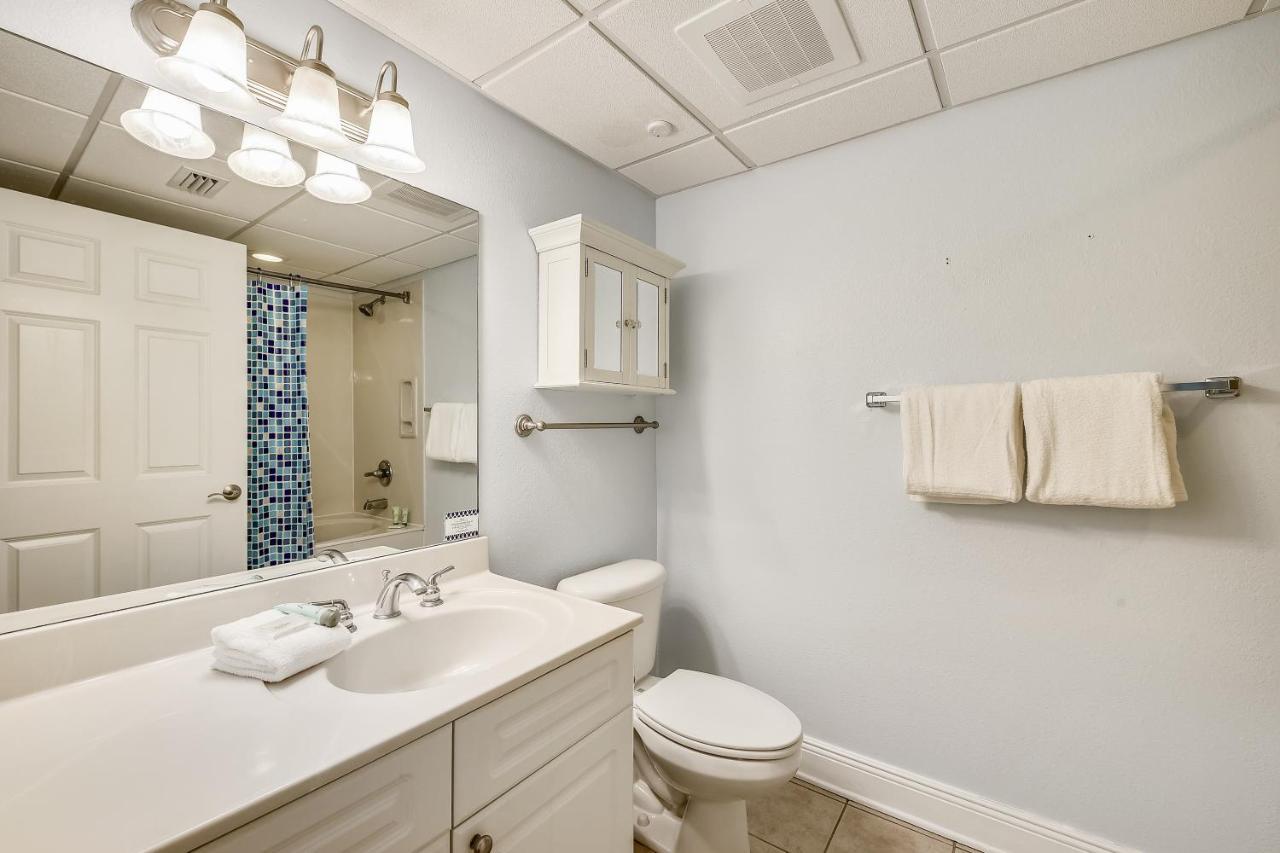 Emerald Beach #1227 By Book That Condo Panama City Beach Buitenkant foto