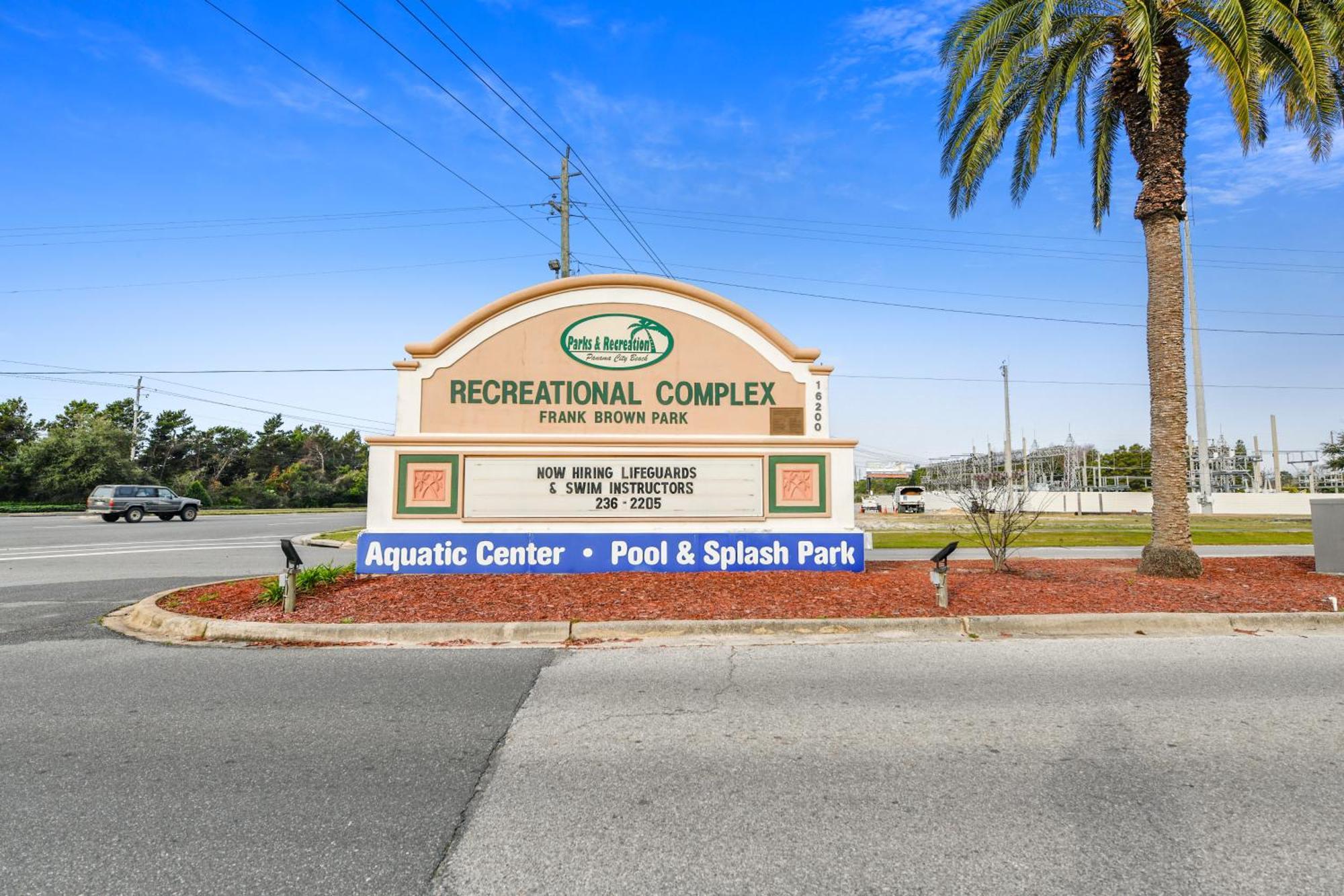 Emerald Beach #1227 By Book That Condo Panama City Beach Buitenkant foto