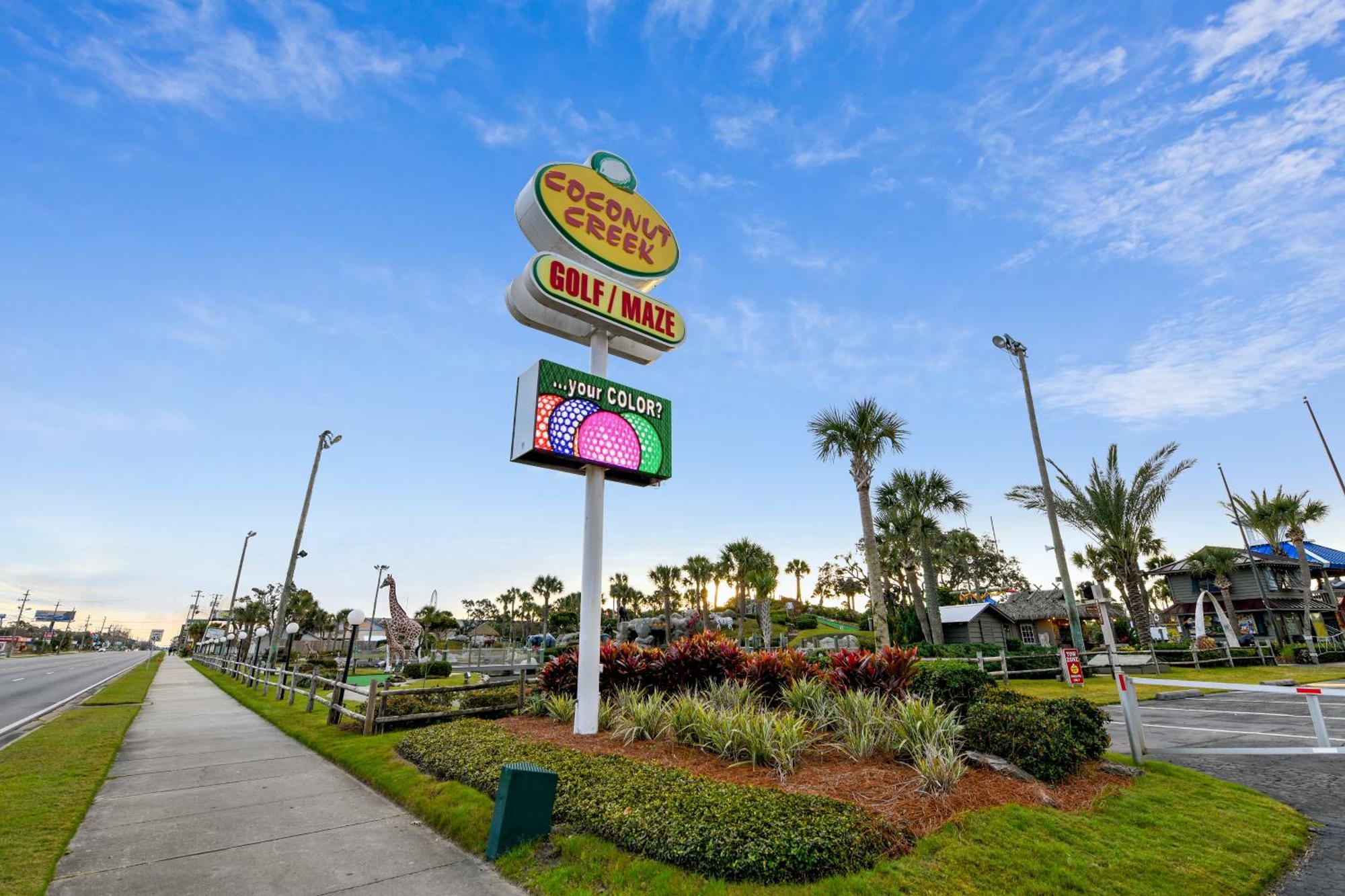 Emerald Beach #1227 By Book That Condo Panama City Beach Buitenkant foto